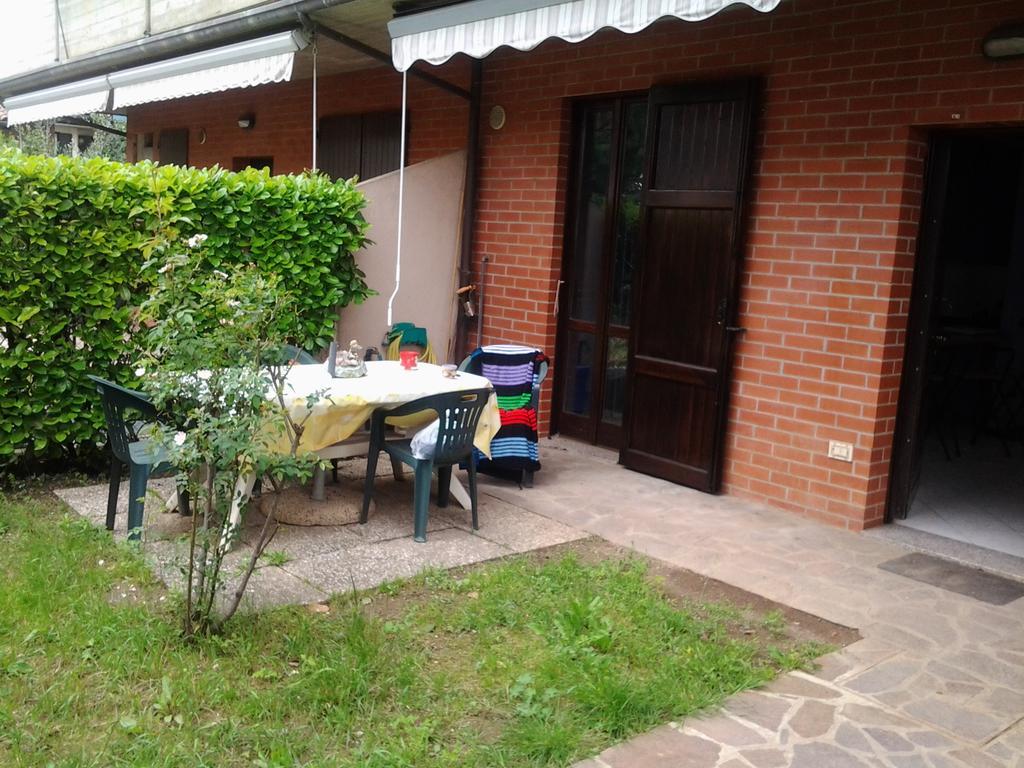 Villetta Rossini Appartamento Da Condividere Con Me Luciano Servizio Ospiti Taxi Driver Navetta No Wifi 2 Camera Da Letto Per 5 Persone Valbrembo エクステリア 写真